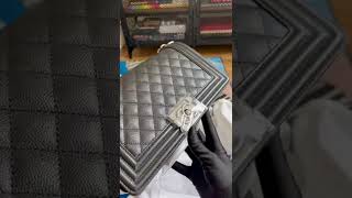 Chanel Boy Bag unboxing  香奈儿Boy 包包开箱 20228 [upl. by Gunn]