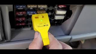 How To Use a Fuse Tester Made by EATON [upl. by Entruoc]